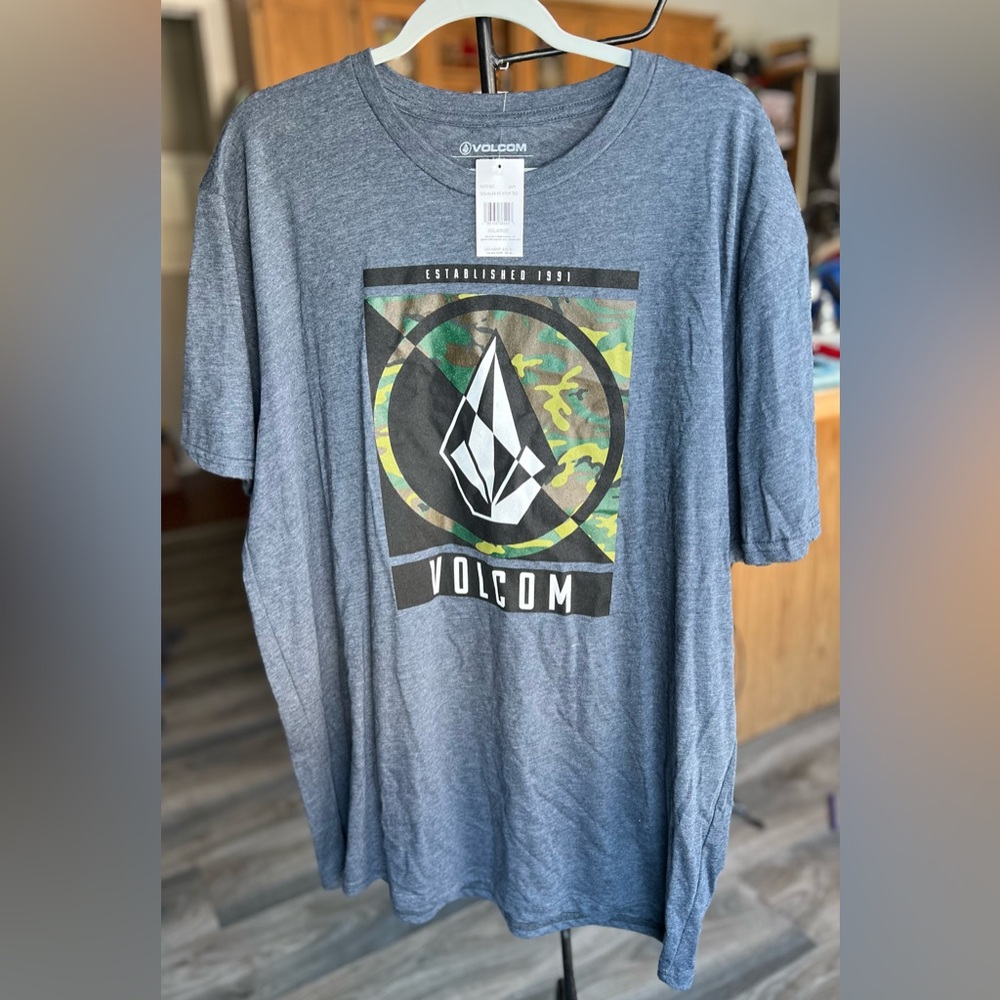 Men’s XXL, 2XL Volcom Tshirt